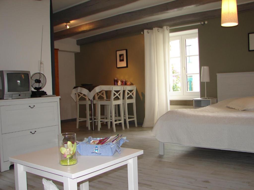 Relais De La Riniere Bed & Breakfast Le Landreau Bagian luar foto